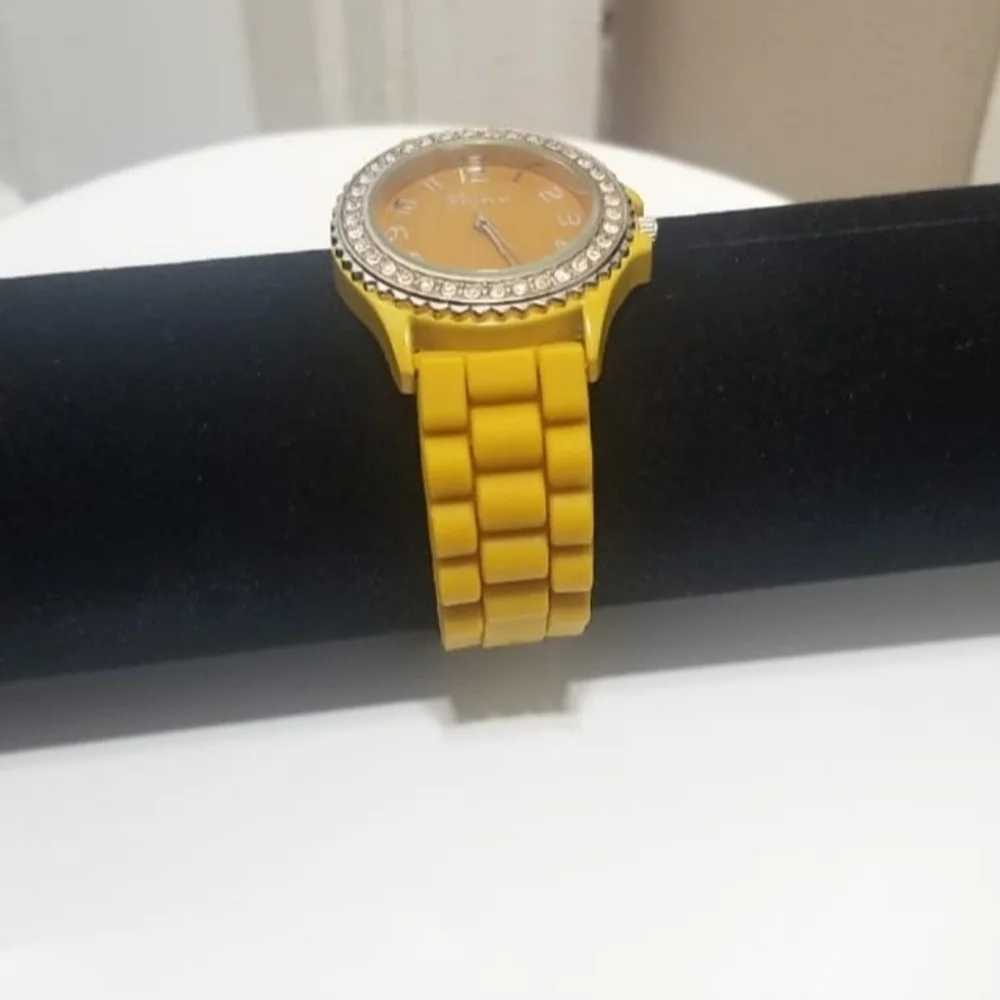 N/A geneva watch